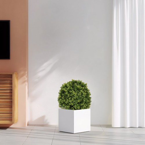 Artificial decorative tree A 55-centimeter artificially pruned boxwood ball tree