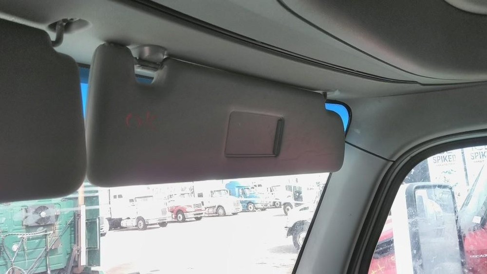 Replaces 2020 PETERBILT 579 INTERIOR SUN VISOR ,  OH