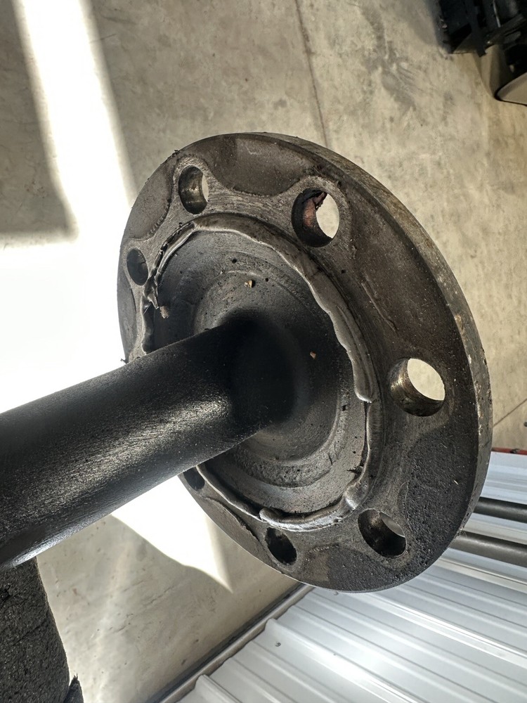 EATON-SPICER AXLE SHAFT 3606872