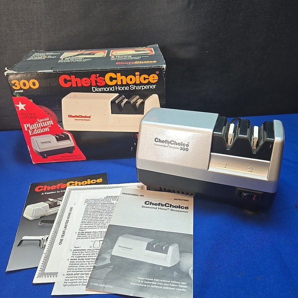 CHEFS CHOICE Model 300  Diamond Hone Knife Sharpener