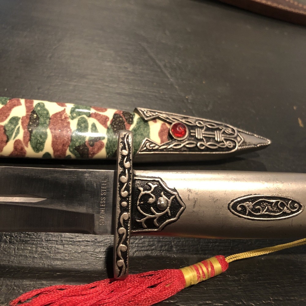 Tibet Dagger