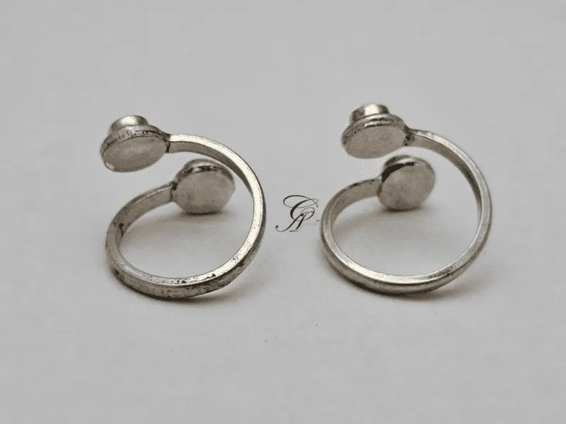 Ruby Radiance Adjustable Toe Ring in 925 Silver 5-6gm (Approx)