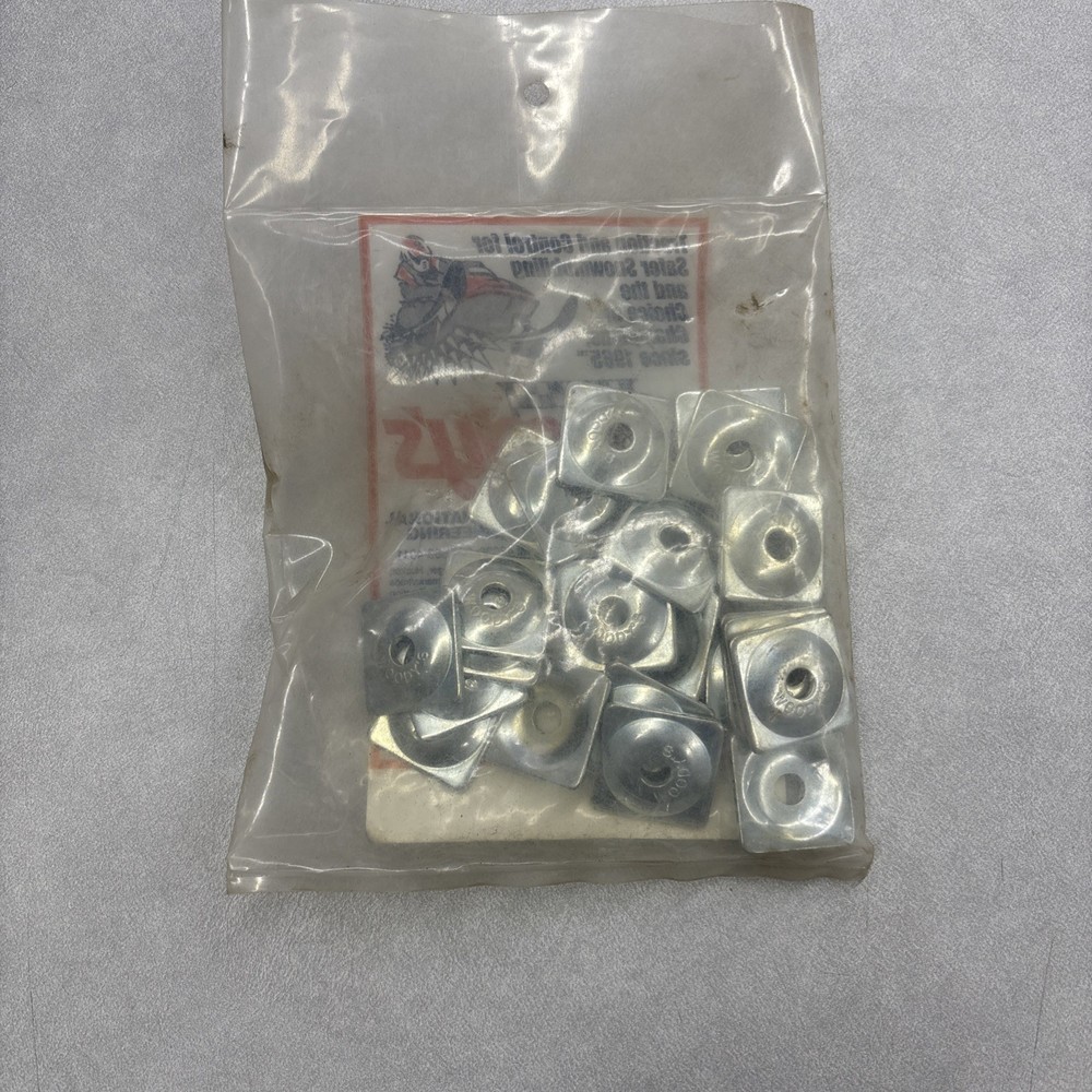 NOS WOODY'S SQUARE STUD SUPPORT PLATE AWS-3650 24PCS
