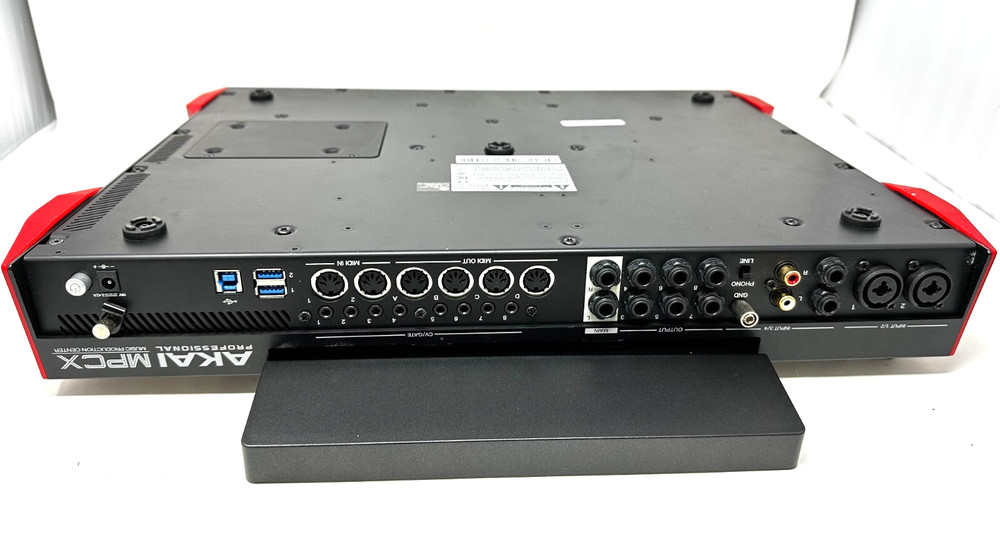 Akai Professional MPC-X Standalone Sampler and Sequencer