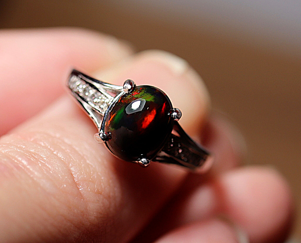 Black opal Oval 925 Silver ring, Handmade Ring, Vintage Ring, Engagement Ring.