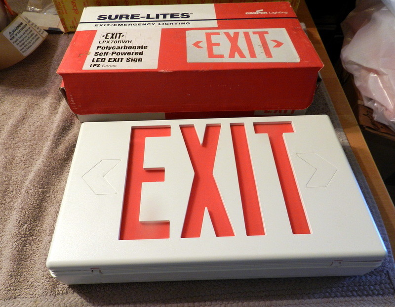 Cooper Polycarbonate LED Emergency Exit Lighting Sign LPX60RWH 120/277 VAC