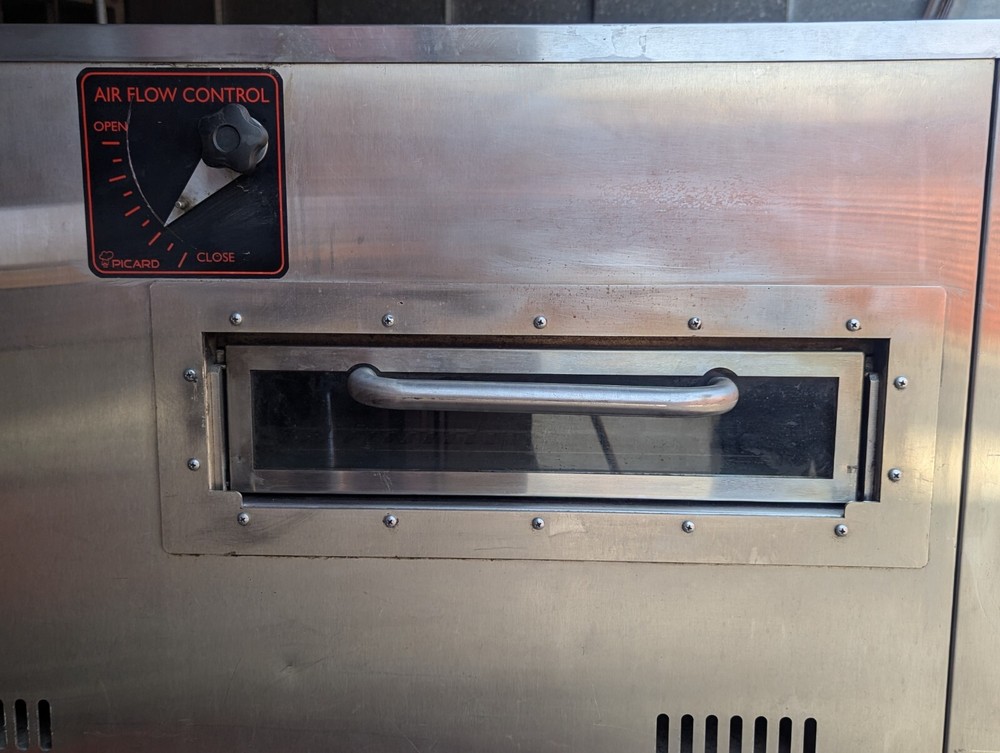 Picard Stone Conveyor Gas Oven, Model LP-200
