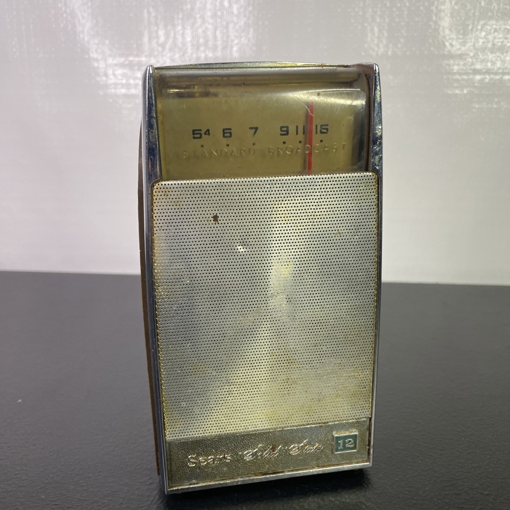 sears solid state transistor radio