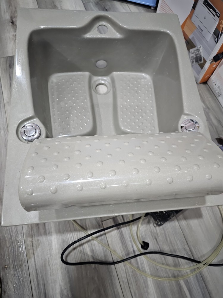 Replacement Pre-owned Pedicure Chair Basin AS IS