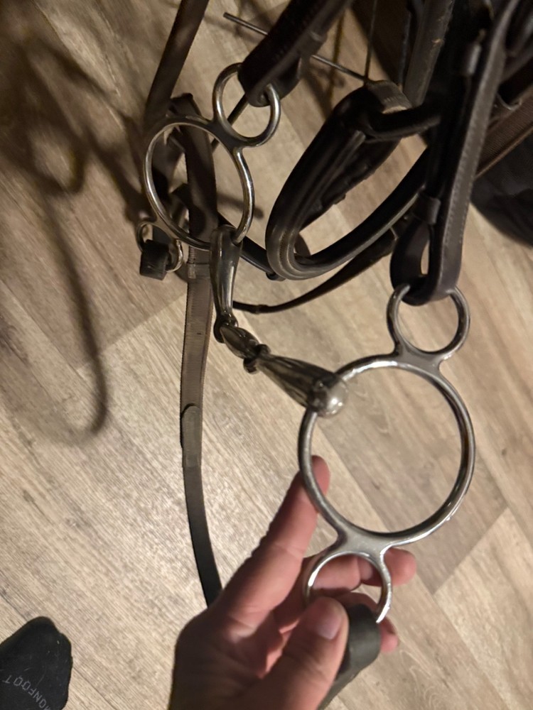 Crosby English saddle 17” seat