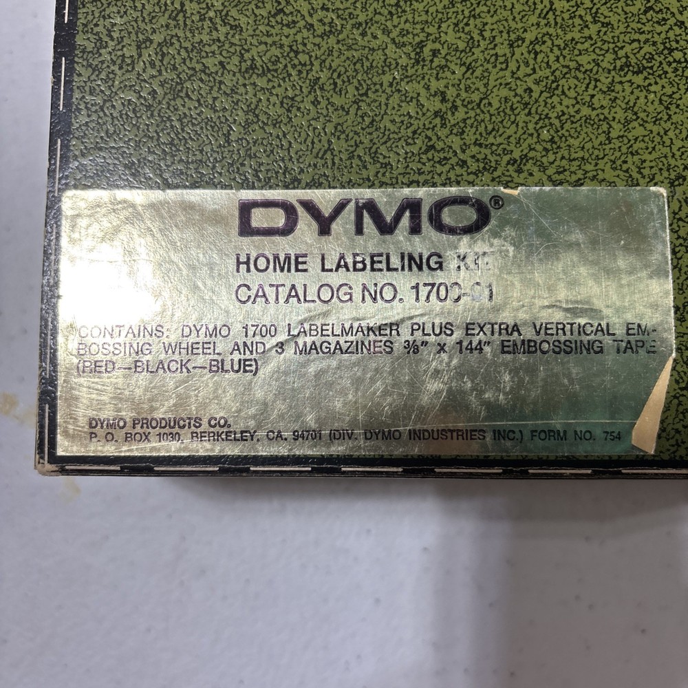 Blue Dymo Organizer 1700 Embossing Label Maker Bundle Works original packaging