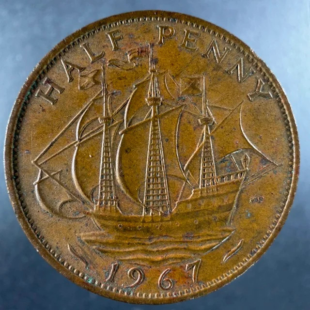 1967 Great Britain Half Penny Sharp Features Elizabeth II Bronze