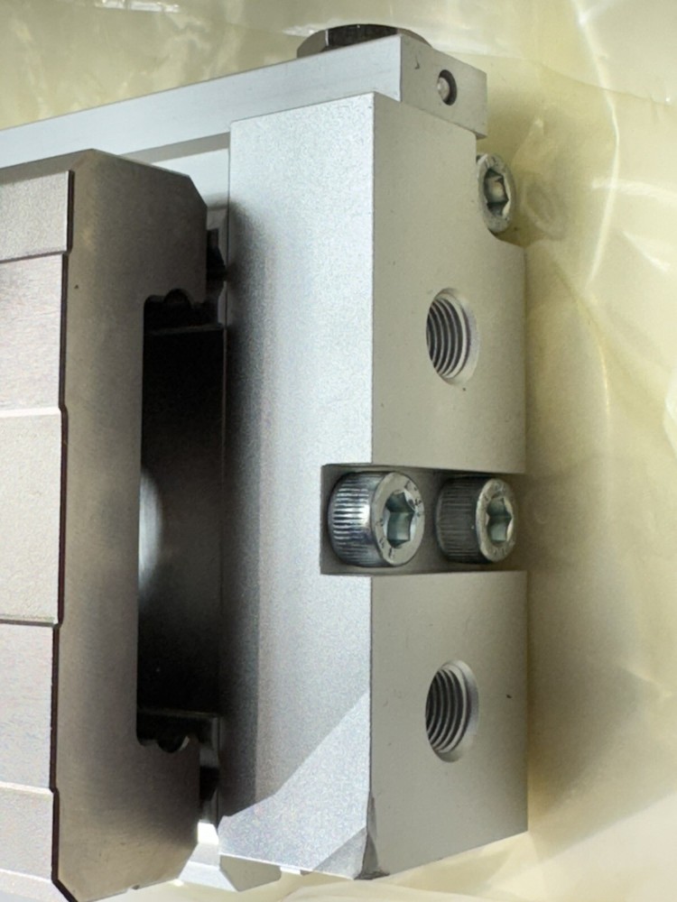SMC MXQ25-75P CYL, SLIDE TABLE, MXQ GUIDED CYLINDER