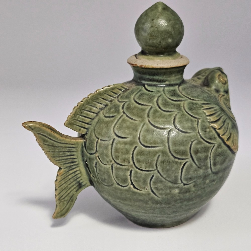 Vintage Celadon Glazed Toad Water Pot 4" H