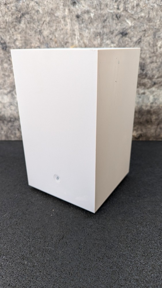 Verizon Internet Gateway WNC-CR200A WiFi6 - Gray - Powers On