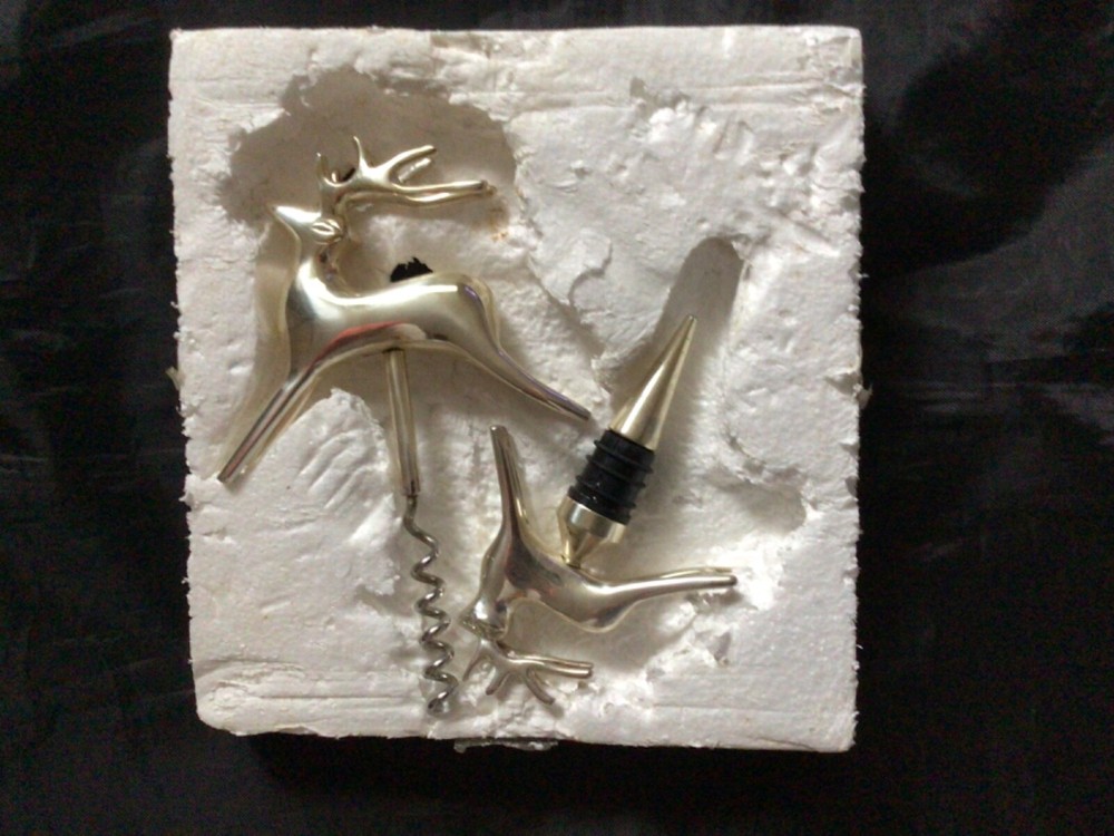 POTTERY BARN REINDEER CORKSCREW AND WINE BOTTLE STOPPER SILVER NEW