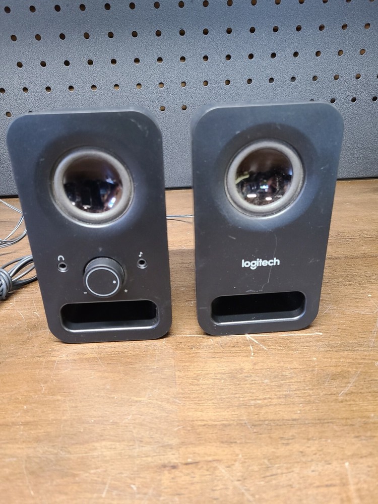 Logitech Z150 Multimedia 2.0 Portable Computer Speakers - Black