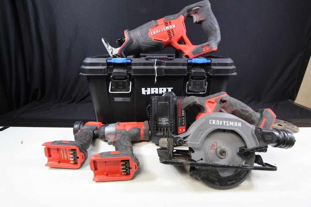 CRAFTSMAN POWER TOOL SET, 6 PC 20V RED WITH HART BOX(01OL26CA)