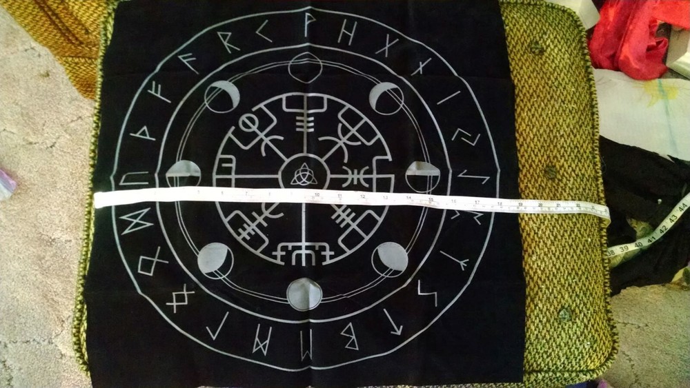 TAROT SPREAD TABLE CLOTH tablecloth psychic astrology VERY NICE!! BLACK!!
