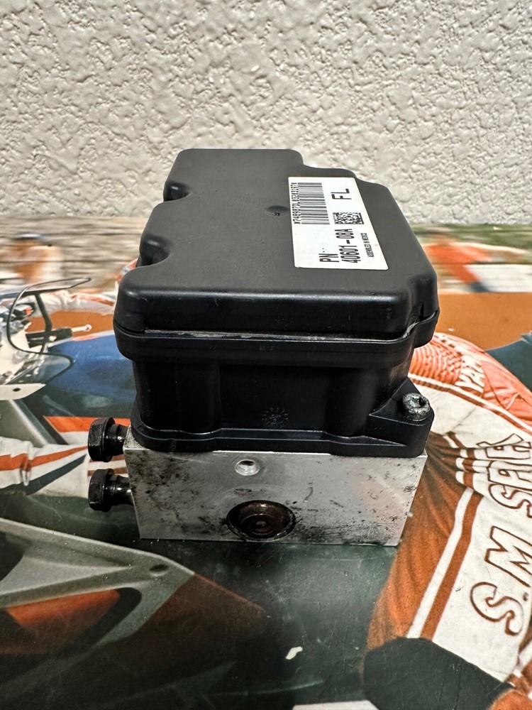 2007-2016 Harley Davidson Road Glide Custom FLTRXSE ABS Brake Pump & Module