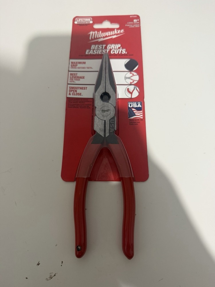 Milwaukee & Klein Tools 6pc Set: Screwdrivers, Pliers, Socket bundle deal