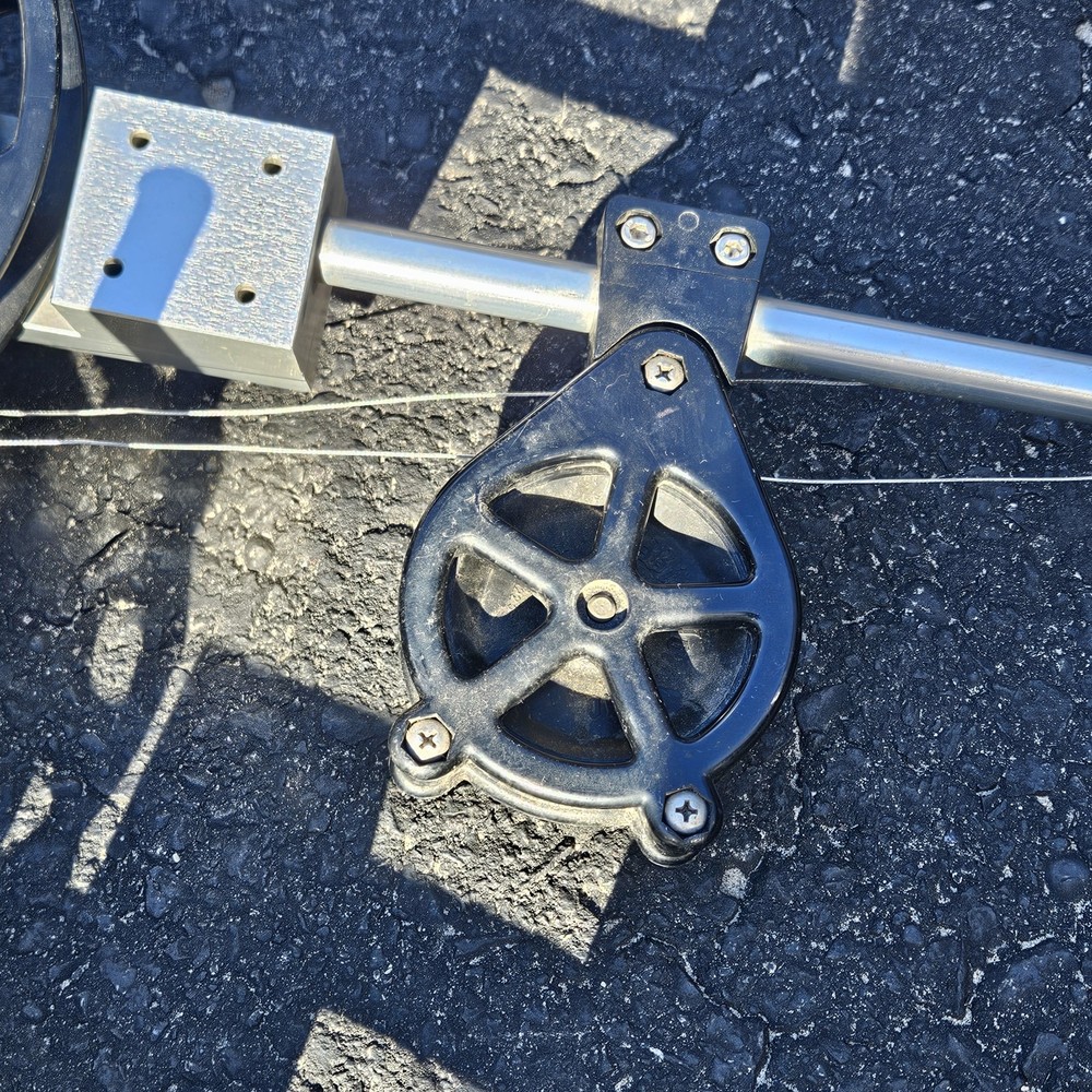 2 Big Jon Manual Sideriggers Downriggers Used. Pre Spooled With Wire