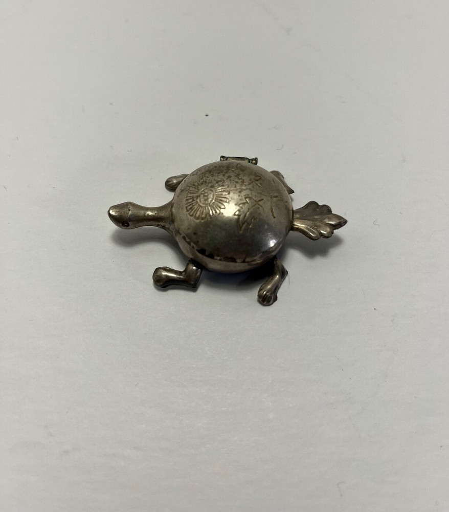 Antique Silver Plated Miniature Candy Hinged Turtle Snuff Pill Box Trinket