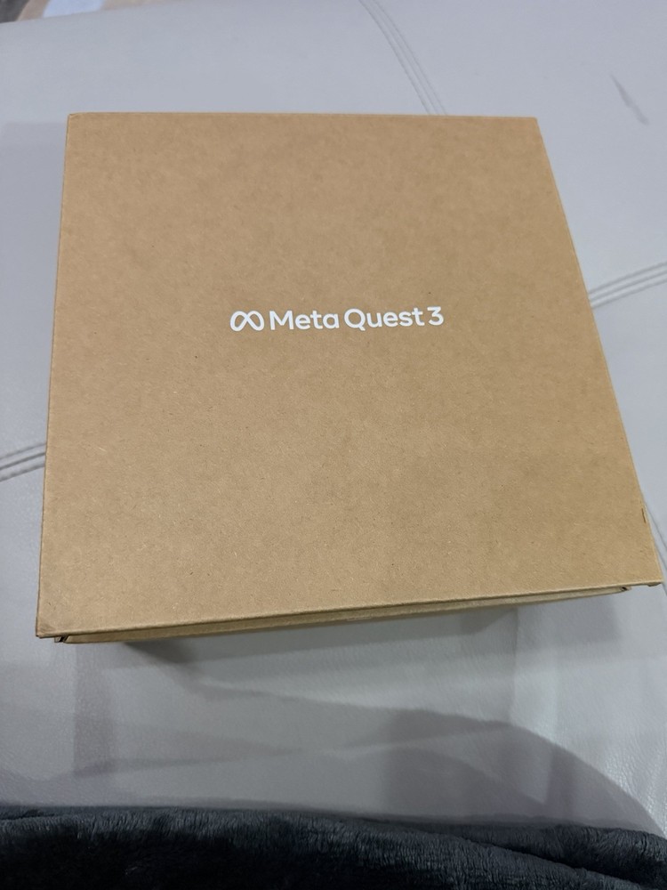 Meta Quest 3 512GB + Bundle - Batman: Arkham Shadow + $100 Meta Gift Card