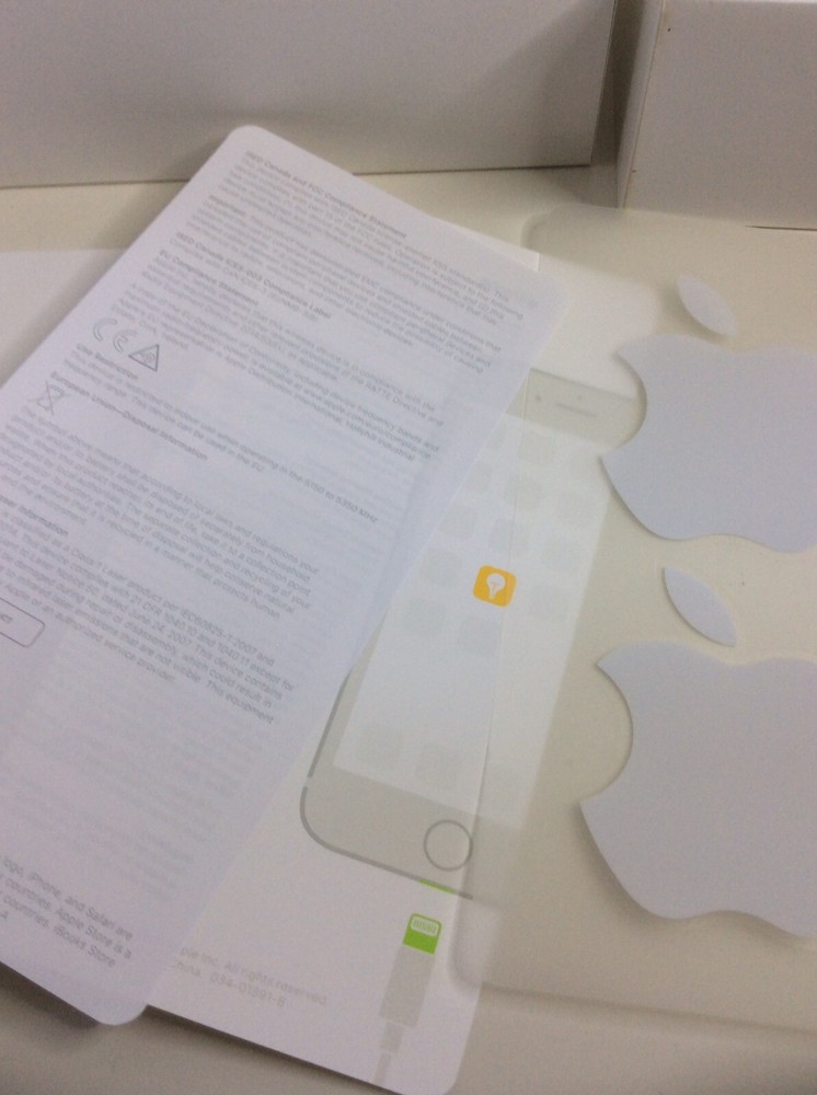 Iphone 7 32 GB Black Box Replacement Box Only