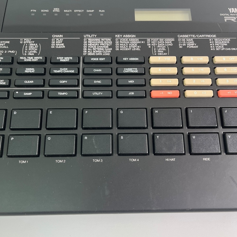 Yamaha RX7 Drum Machine Rhythm Machine [Power-on test confirmed, No Battery]