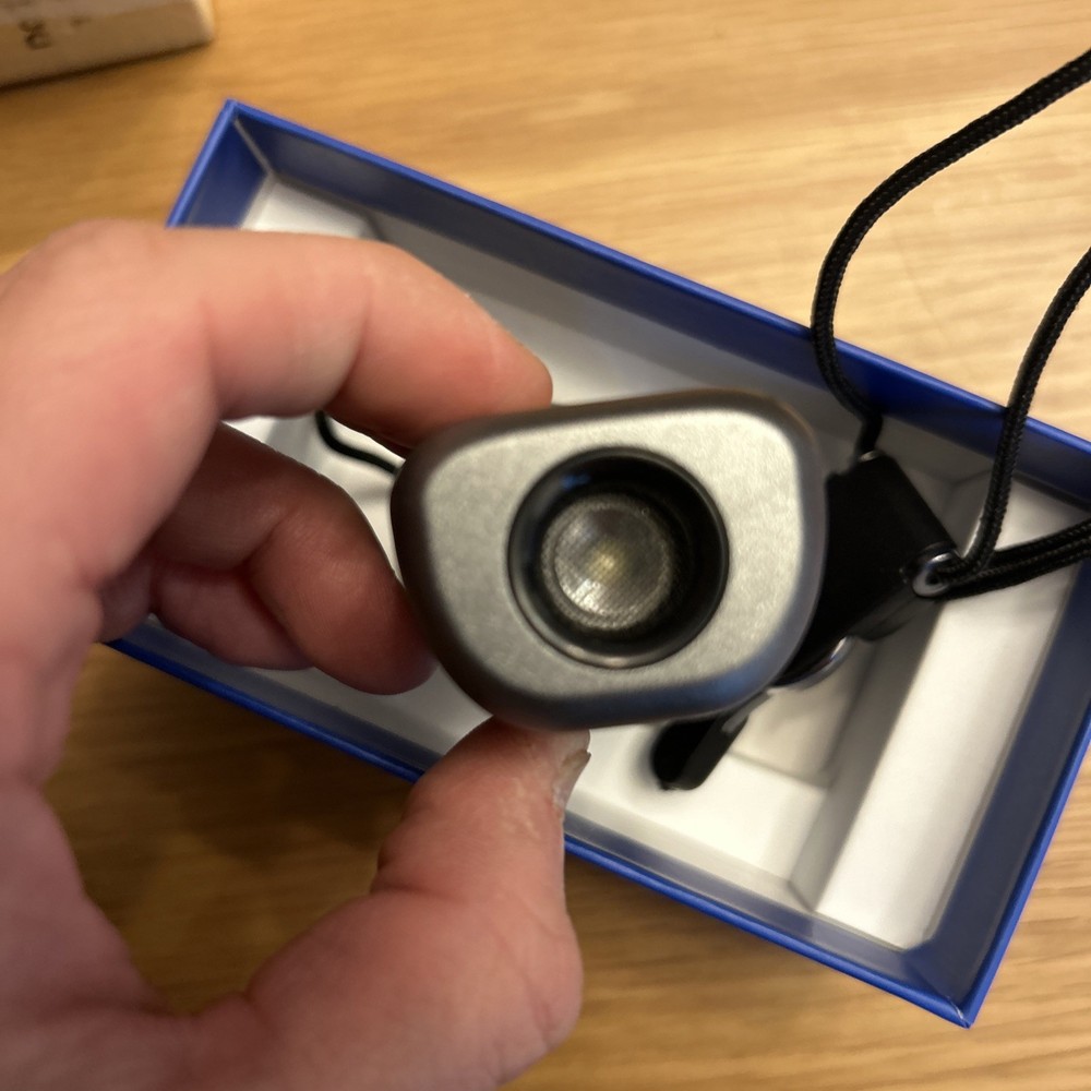 Stop Woofer Ultrasonic Dog Trainer With Flashlight