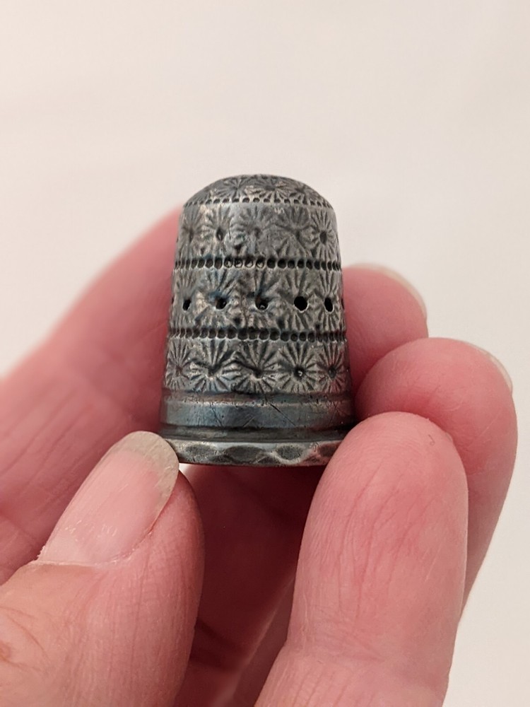 British Charles Horner Sterling Silver Antique Thimble, Size 6