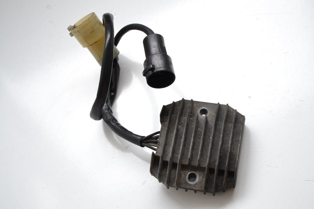2000 KAWASAKI NINJA ZX 6R VOLTAGE RECTIFIER REGULATOR