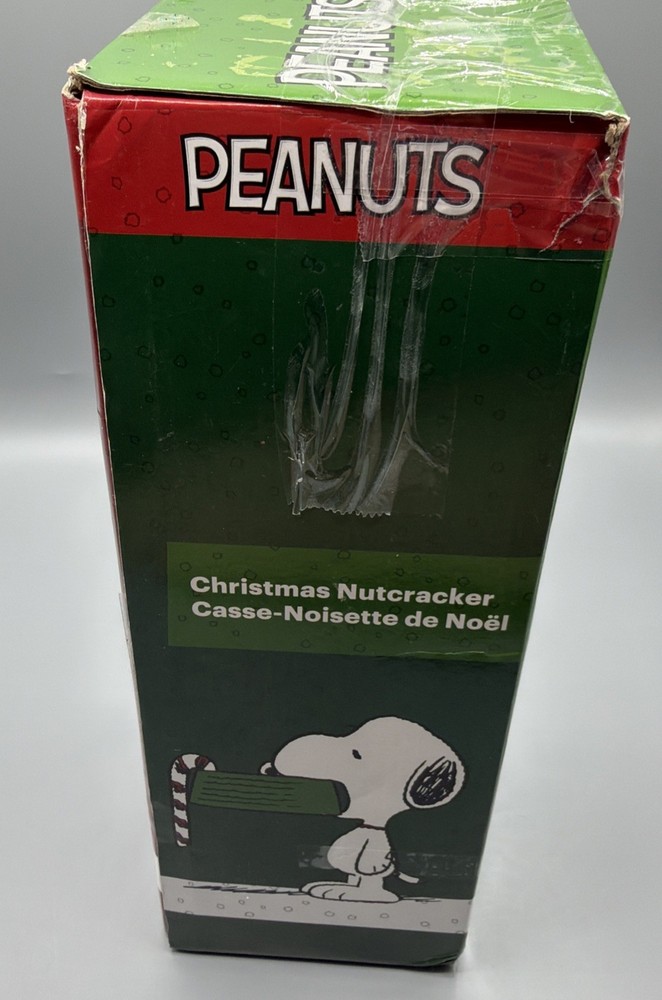 Kurt Adler Hollywood Nutcracker Collection, Peanuts Snoopy Nutcracker, 12"