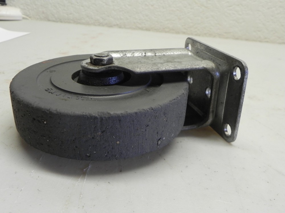 Vintage Snap-On Roll Cab 1 Piece Caster Fixed 5-4700-S