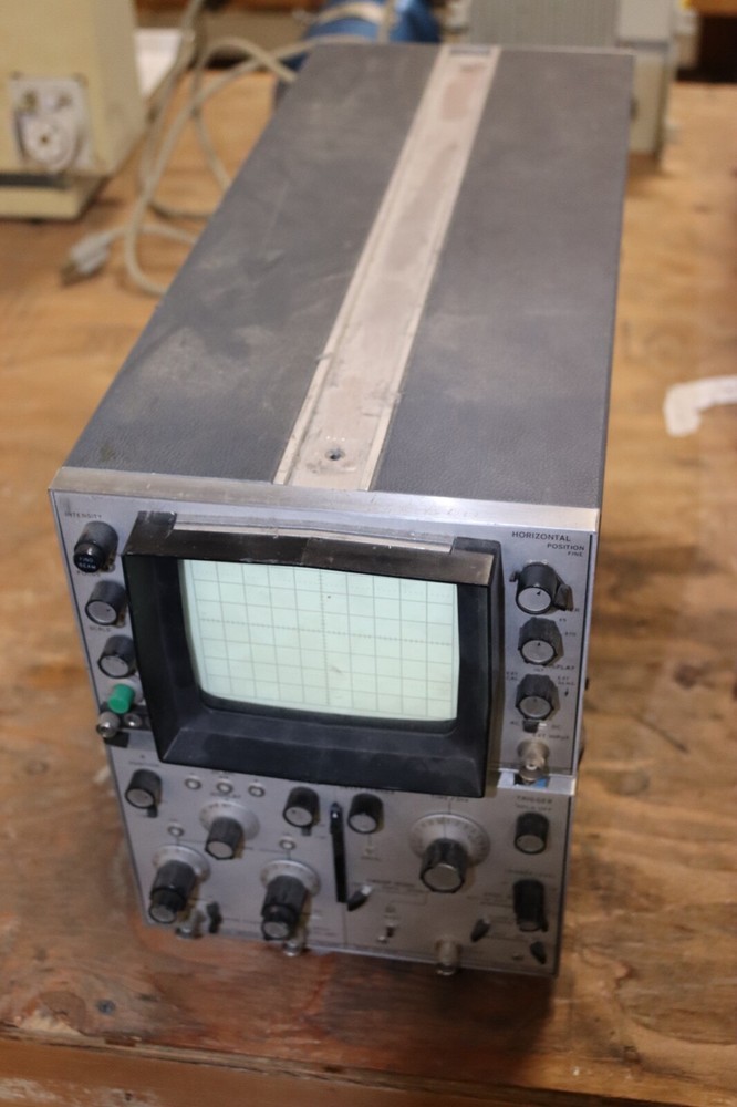 HP 180A oscilloscope WITH 1820B TIME BASE