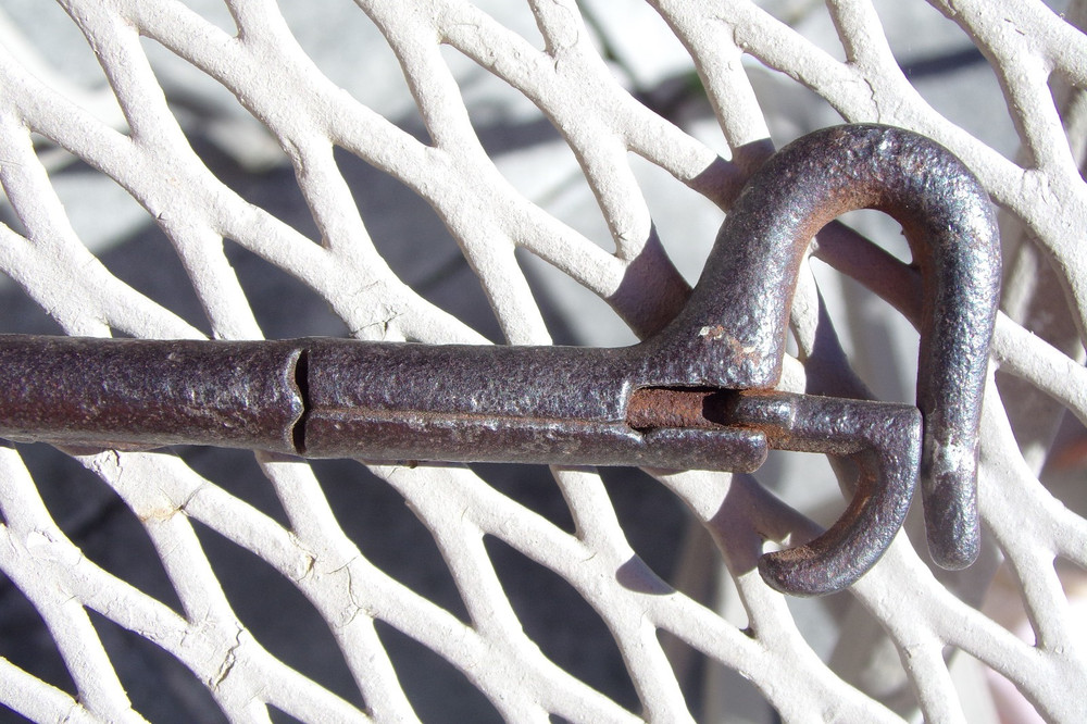 Hand Forged Antique Gate Latch Lock Spring Loaded 6"