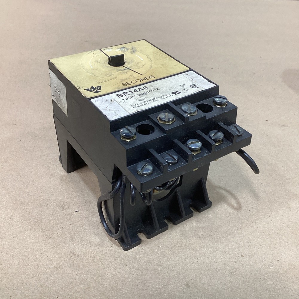 Danaher Eagle Signal Controls BR14A6 Timer Module 120V 50/60Hz