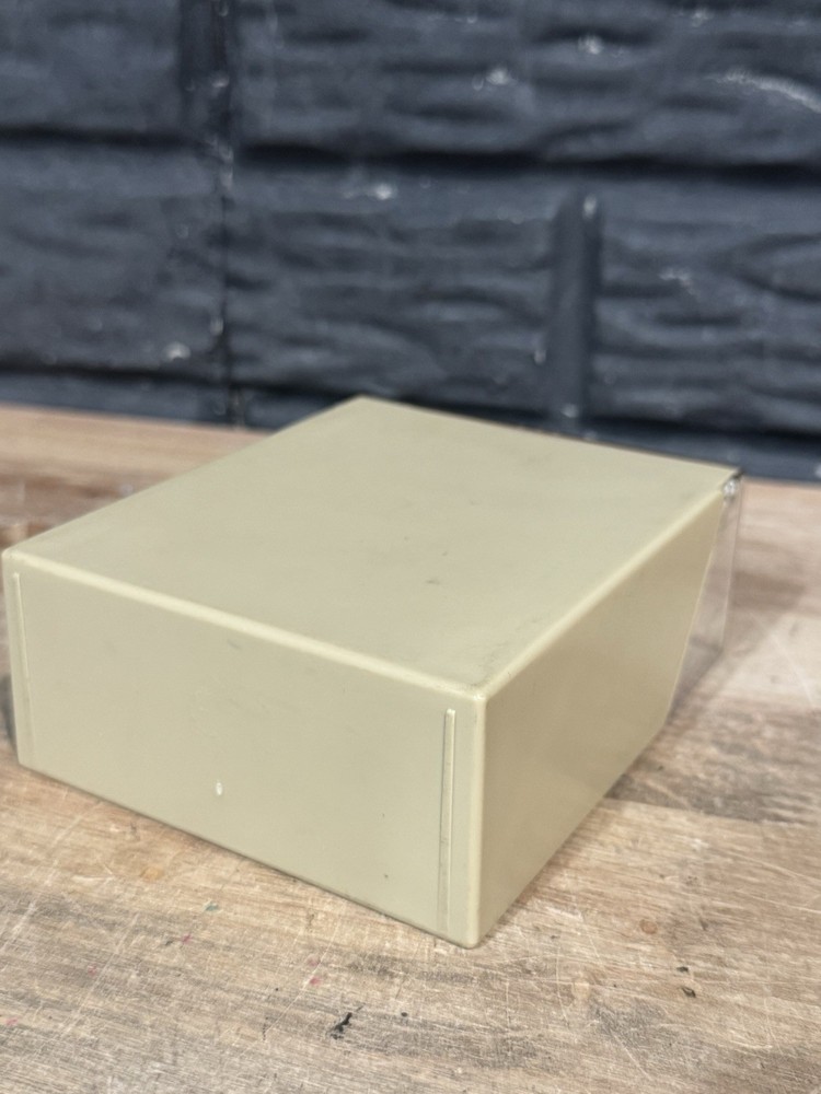 SRW Computer Components Co File Floppy Storage Case Small Case