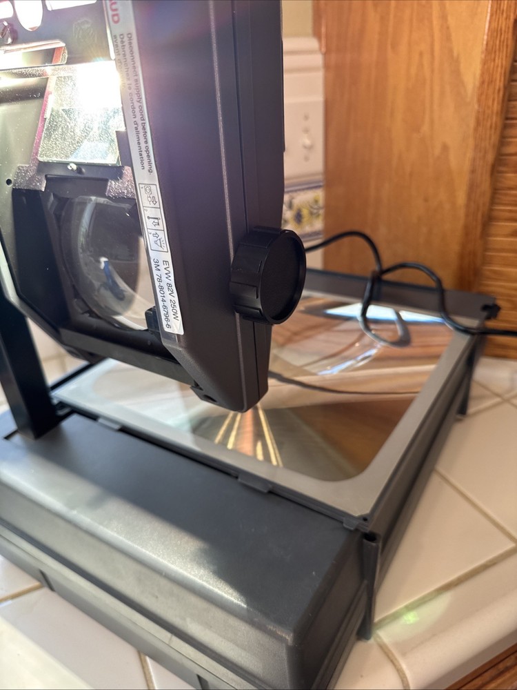 3M Overhead Projector 78-8014-6796-6 Tested And Working