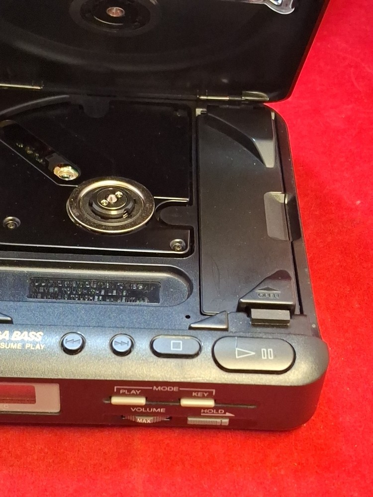 Vintage Sony Discman D-22 CD Player Working E5