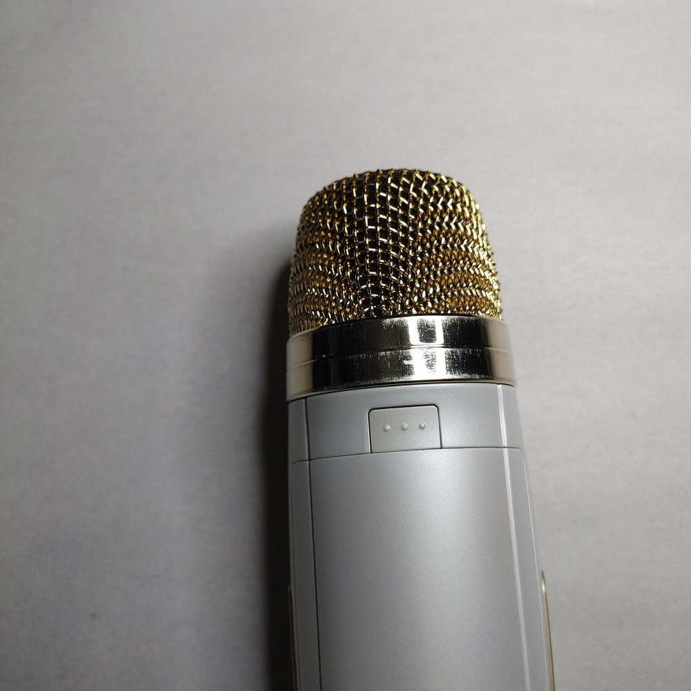 Magic Sing ED-7000 Microphone w/External Video Pack