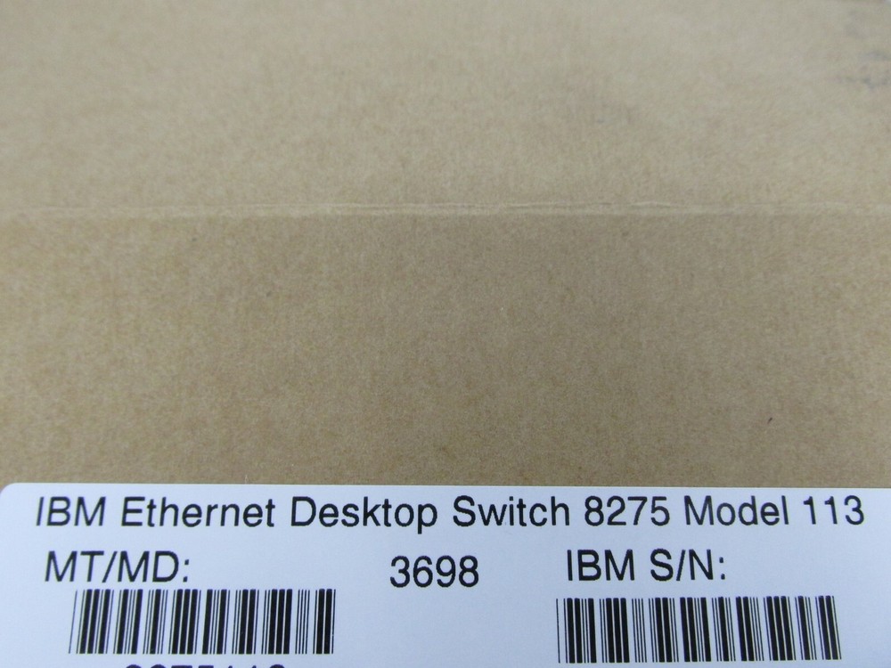 IBM 8275-113 Ethernet Desktop Switch 12-port