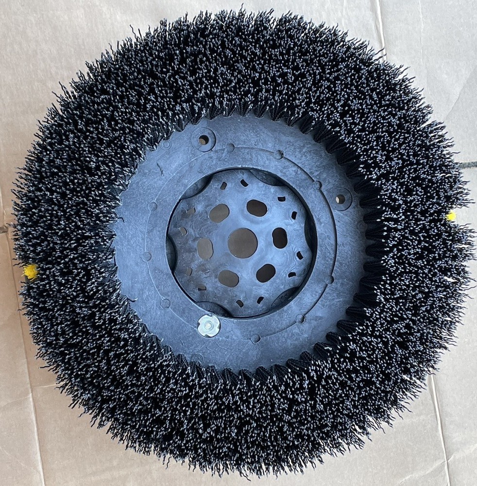 Total Source Scrubber Brush 40283270 Black