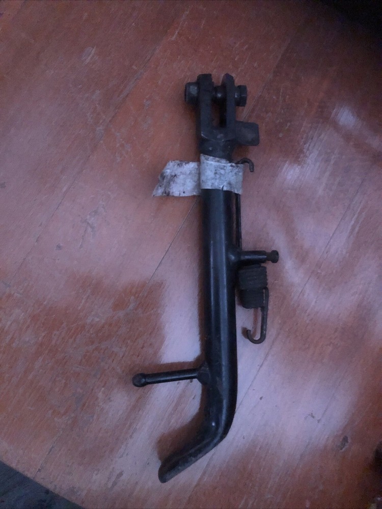 Suzuki GS 500 K2 Side Stand