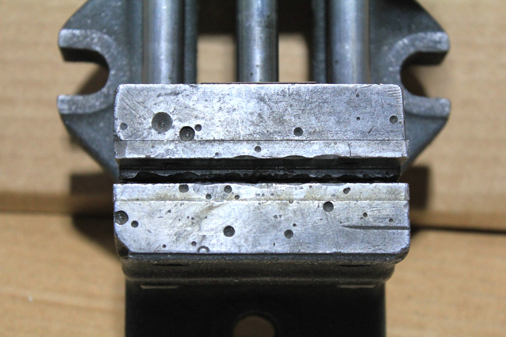 VINTAGE HEINRICH 3SV GRIP-MASTER QUICK RELEASE DRILL PRESS VISE *READ*