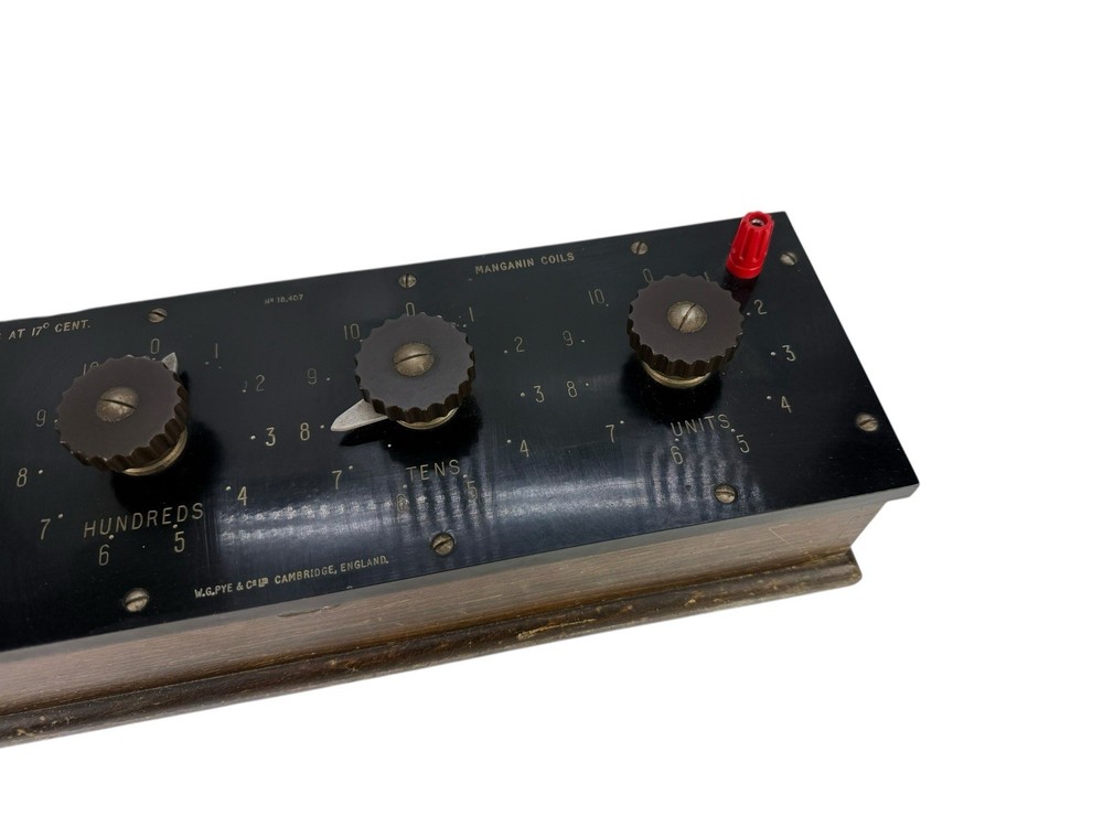 Vintage PYE Decade Resistance box