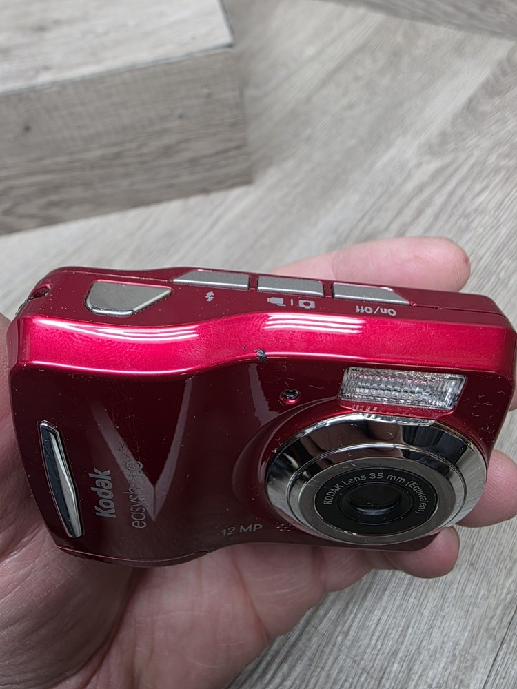 Kodak Easyshare C15 12MP Compact Digital Camera (100% Working )