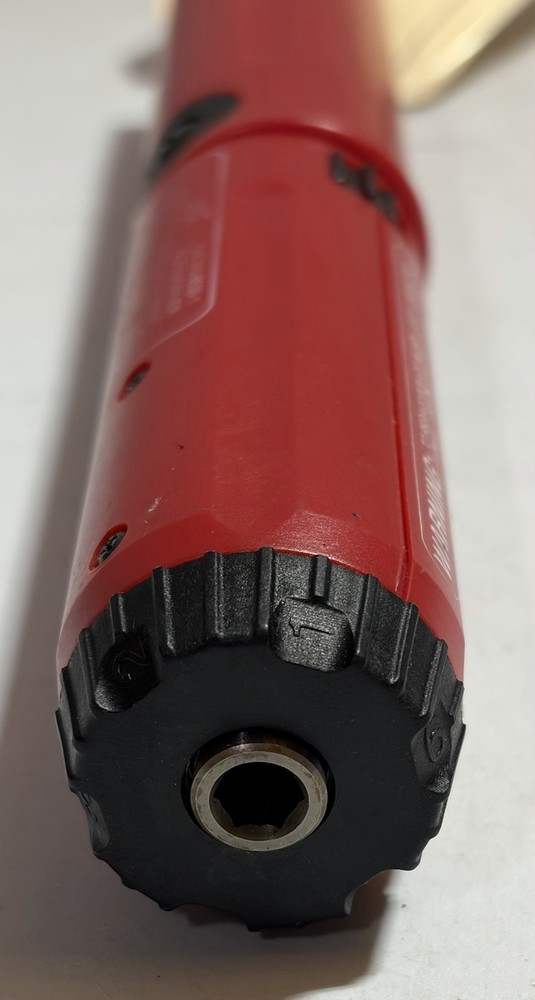 Milwaukee Screwdriver Model 6539-1 2.4v