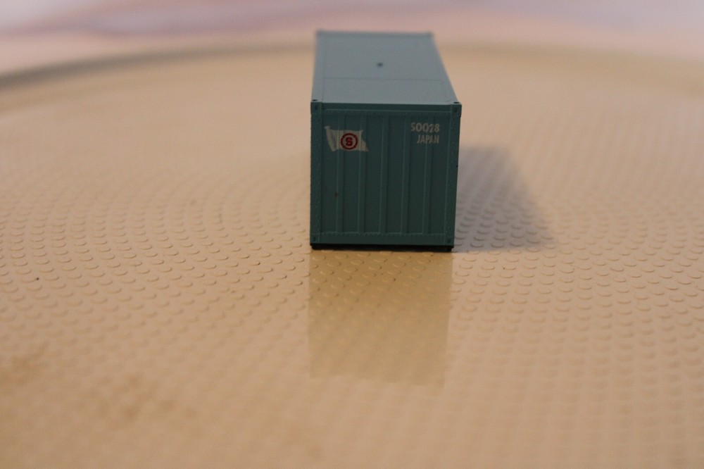 HO Scale Walthers, 20' Container, Showa, Blue